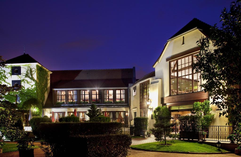 Hotel Le Manoir De Gressy Exterior foto